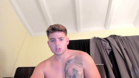 playboymateo  20-08-2022